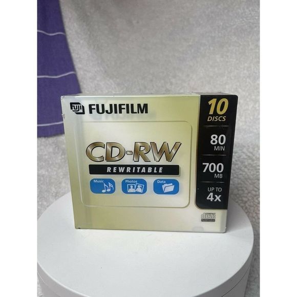 FUJIFILM 10 Pack Sealed CD-RW Rewritable 80 min 700 MB up to 4X Compact Disc - Picture 1 of 5